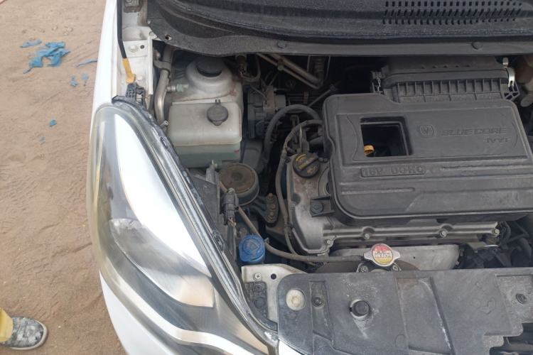Used CHANGAN Benni 2015 1.4L IMT Prestige Model China V Standard Engine Bay Right