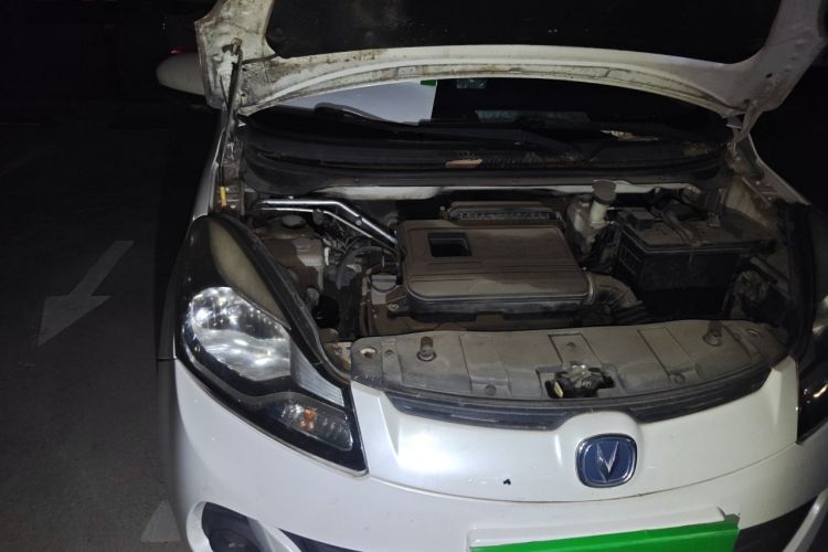 Used CHANGAN Benni 2015 1.4L IMT Sunroof Version China IV Standard Engine Bay Right