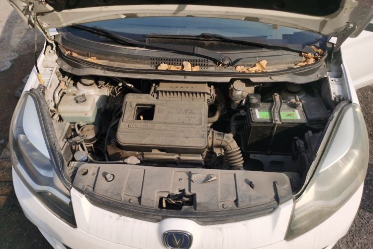 Used CHANGAN Benni 2015 1.4L Manual Luxury Model China V Standard Engine Bay
