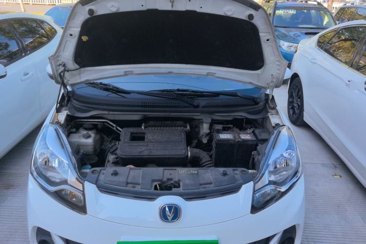 Used CHANGAN Benni 2015 1.4L IMT Luxury Model China V Standard Engine Bay