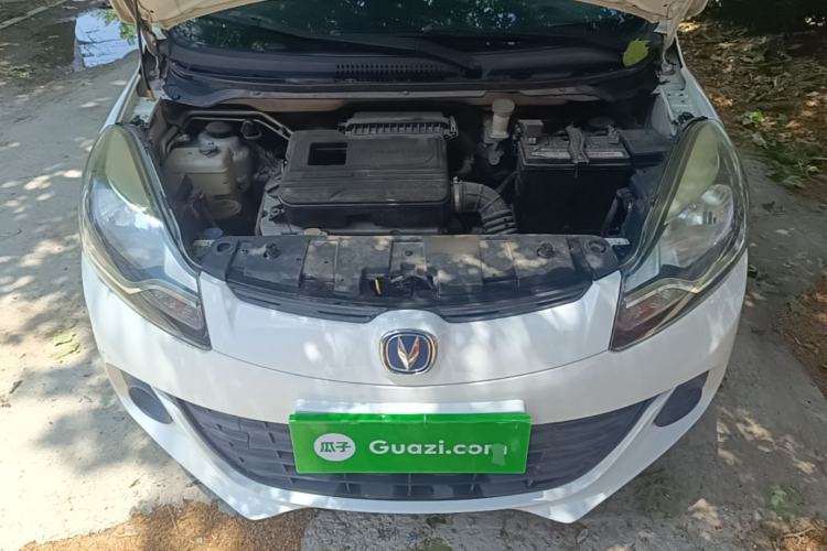 Used CHANGAN Benni 2015 1.4L IMT Luxury Model China V Standard Engine Bay