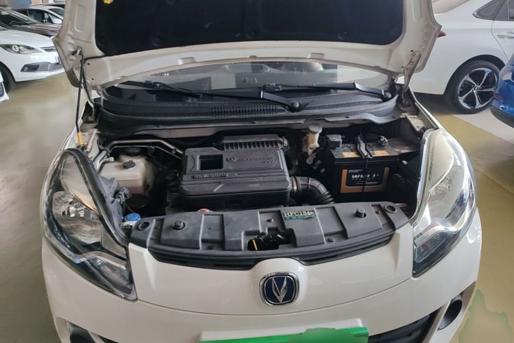 Used CHANGAN Benni 2015 1.4L IMT Luxury Model China V Standard Engine Bay