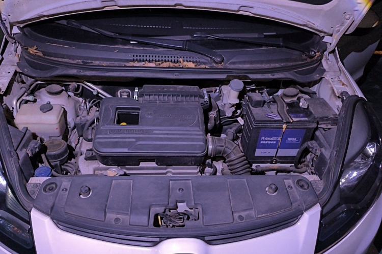 Used CHANGAN Benni 2015 1.4L IMT Luxury Version China IV Standard Engine Bay