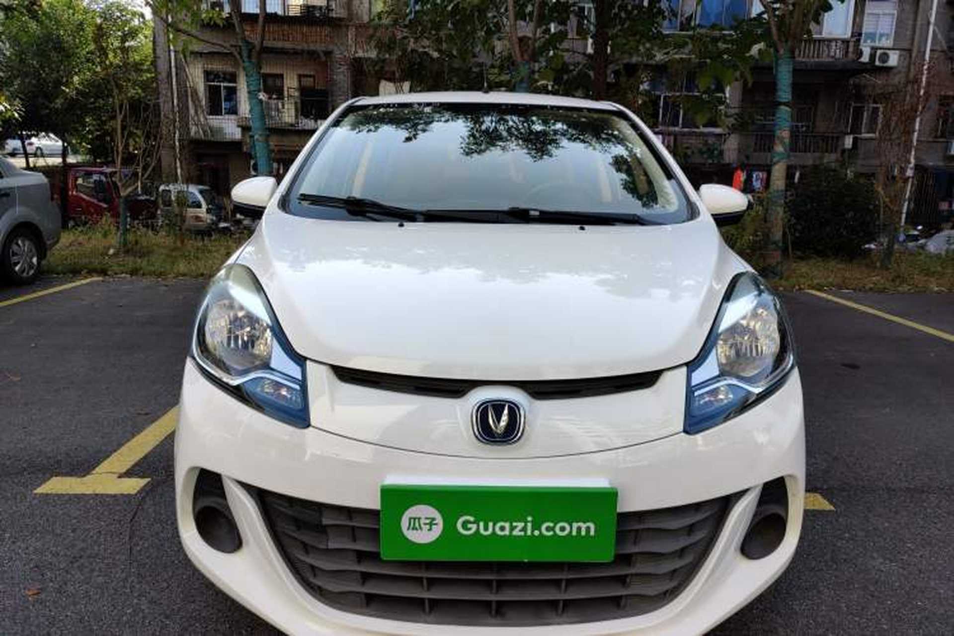 Used CHANGAN Benni 2015 1.4L IMT Luxury Model China V Standard Exterior 1