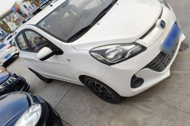 Used CHANGAN Benni 2015 1.4L Manual Luxury Model China V Standard Exterior 2