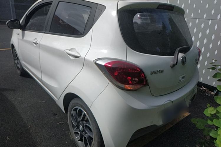 Used CHANGAN Benni 2015 1.4L Manual Luxury Model China V Standard Exterior 2