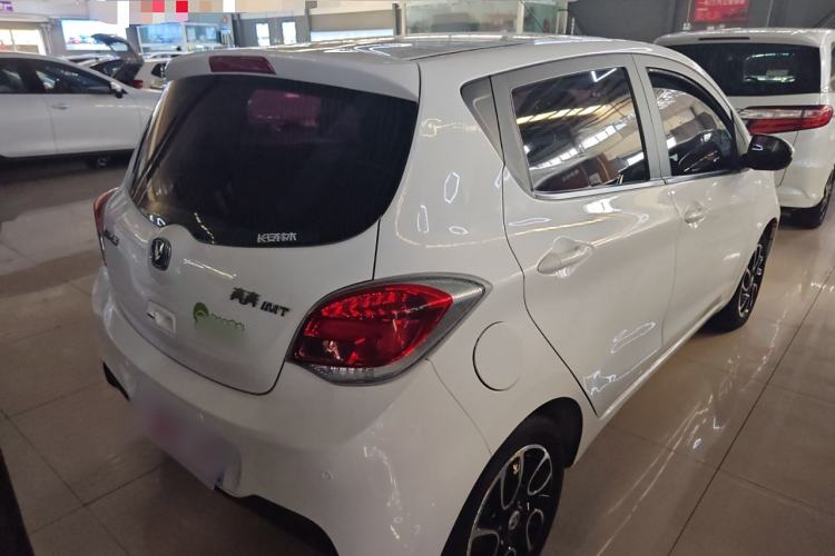 Used CHANGAN Benni 2015 1.4L IMT Luxury Model China V Standard Exterior 3
