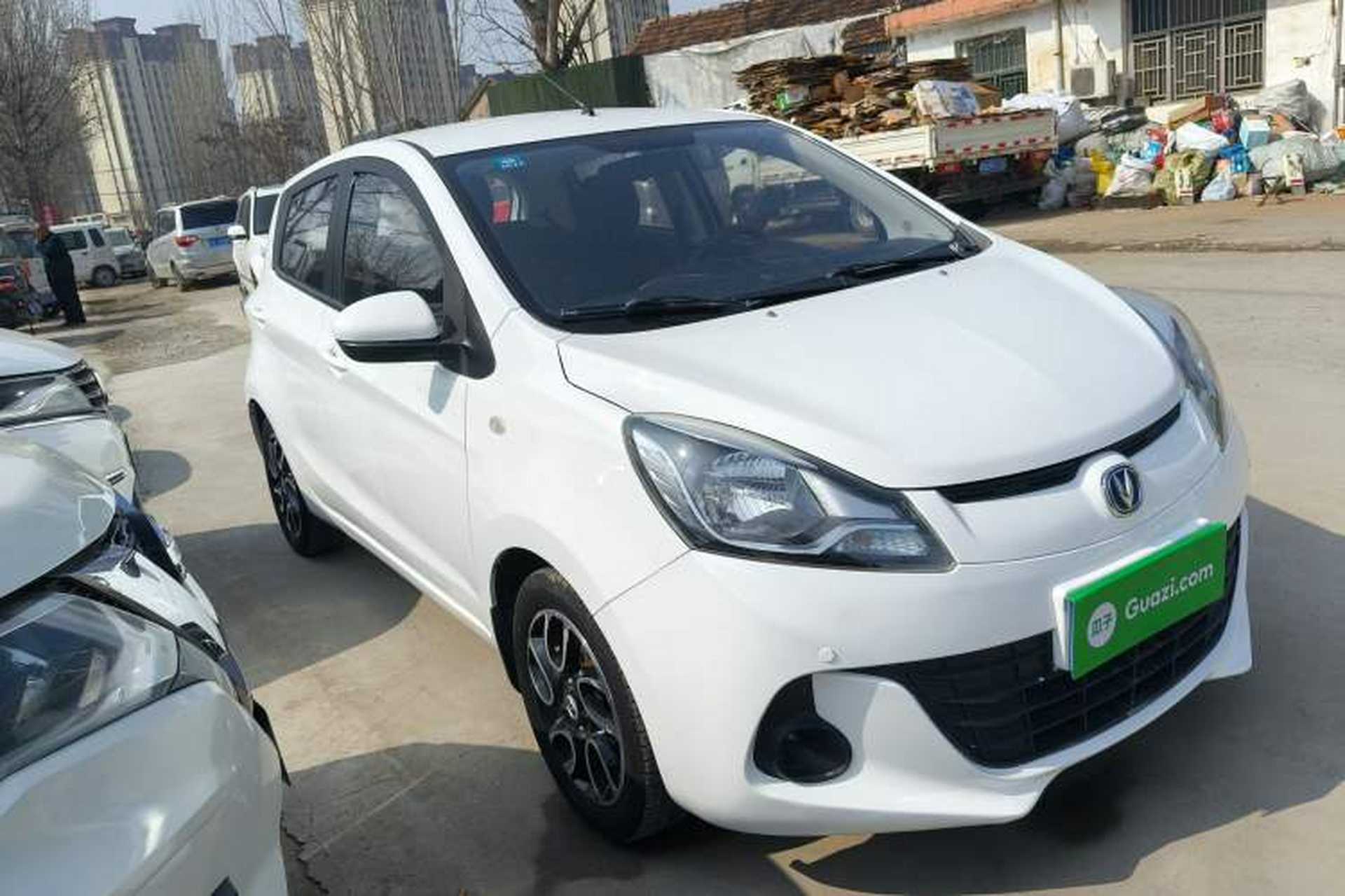 Used CHANGAN Benni 2015 1.4L IMT Luxury Model China V Standard Exterior 3