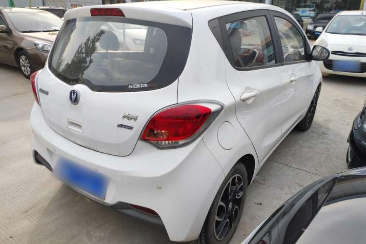 Used CHANGAN Benni 2015 1.4L Manual Luxury Model China V Standard Exterior 3
