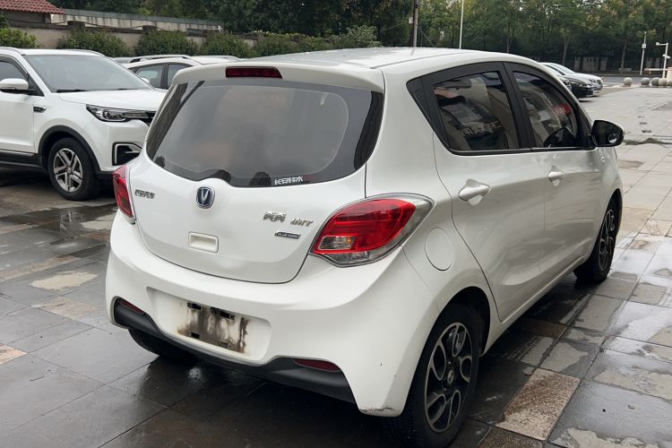 Used CHANGAN Benni 2015 1.4L IMT Luxury Model China V Standard Exterior 3