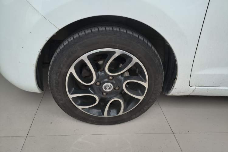 Used CHANGAN Benni 2015 1.4L IMT Prestige Model China V Standard Exterior 4