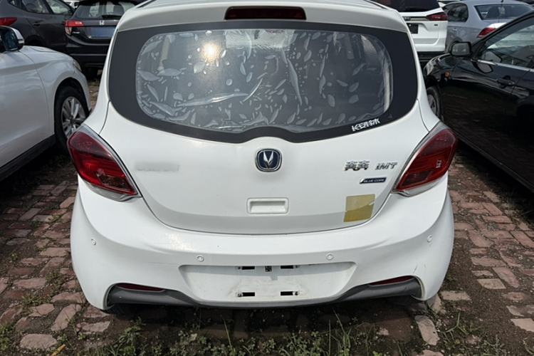 Used CHANGAN Benni 2015 1.4L IMT Luxury Model China V Standard Exterior 4