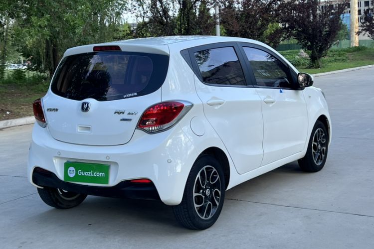 Used CHANGAN Benni 2015 1.4L IMT Luxury Model China V Standard Exterior 5