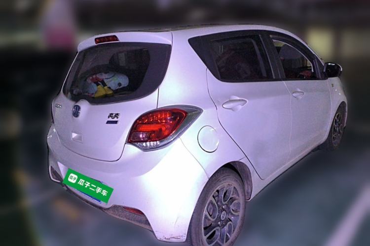 Used CHANGAN Benni 2015 1.4L IMT Luxury Version China IV Standard Exterior 5