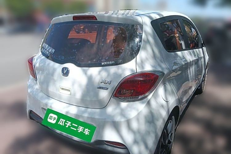 Used CHANGAN Benni 2015 1.4L Manual Luxury Model China IV Standard Exterior 5