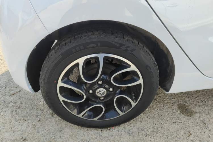 Used CHANGAN Benni 2015 1.4L IMT Prestige Model China V Standard Exterior 5