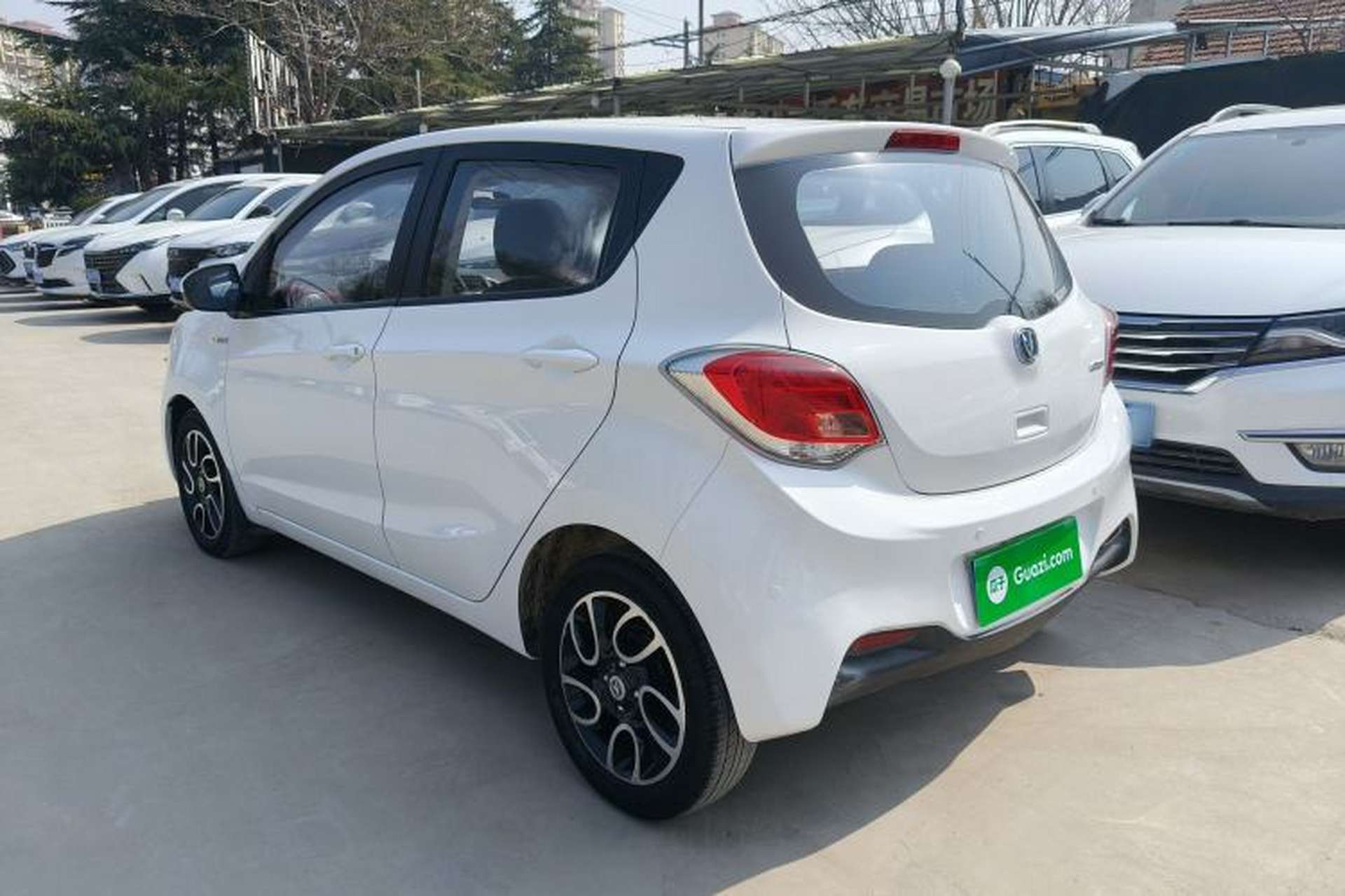 Used CHANGAN Benni 2015 1.4L IMT Luxury Model China V Standard Exterior 6