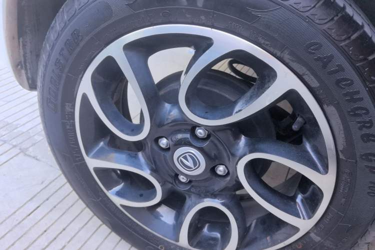 Used CHANGAN Benni 2015 1.4L IMT Luxury Model China V Standard Exterior 8