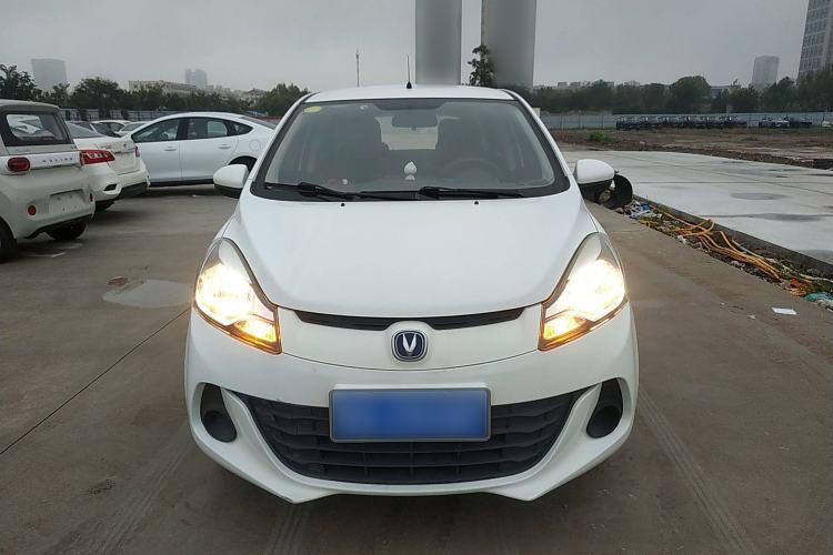 Used CHANGAN Benni 2015 1.4L IMT Luxury Version China IV Standard Front