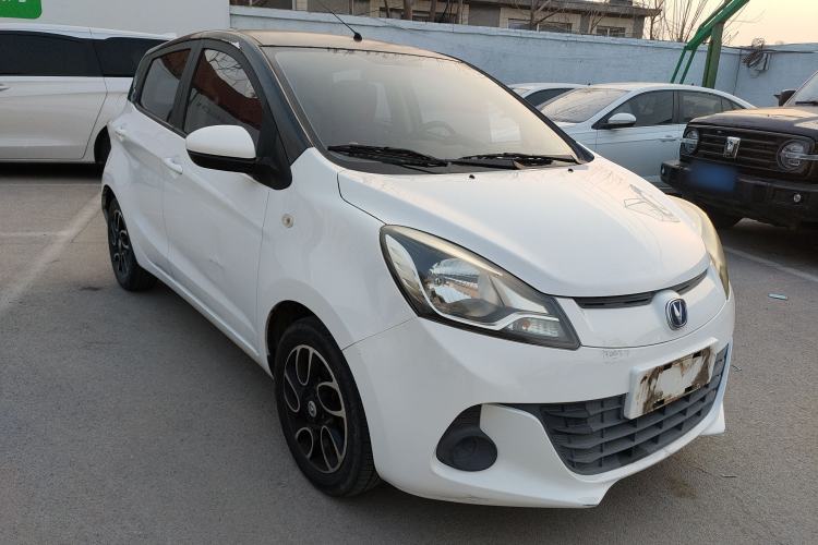 Used CHANGAN Benni 2015 1.4L IMT Luxury Model China V Standard Front Right 45 Deg