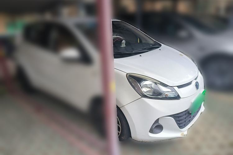 Used CHANGAN Benni 2015 1.4L IMT Luxury Model China V Standard Front Right 45 Deg