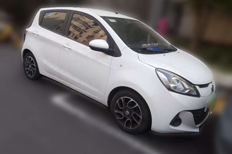 Used CHANGAN Benni 2015 1.4L IMT Prestige Model China V Standard Front Right 45 Deg