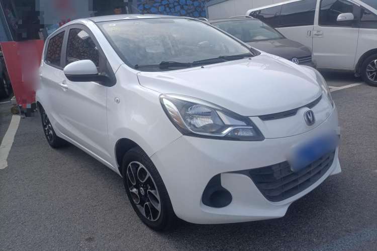 Used CHANGAN Benni 2015 1.4L IMT Luxury Model China V Standard Front Right 45 Deg