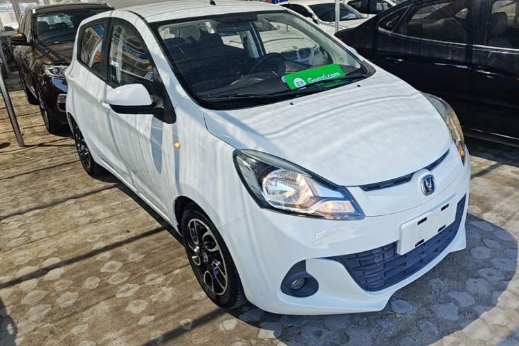 Used CHANGAN Benni 2015 1.4L IMT Prestige Model China V Standard Front Right 45 Deg