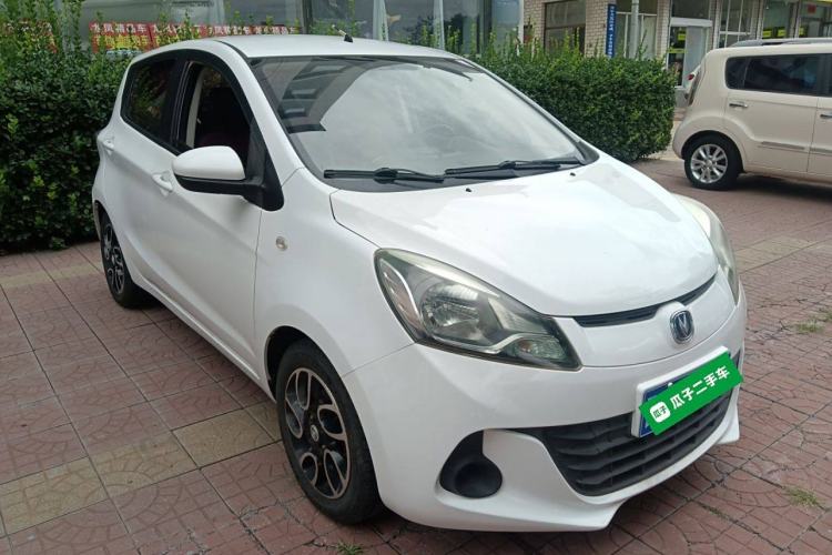 Used CHANGAN Benni 2015 1.4L IMT Luxury Version China IV Standard Front Right 45 Deg