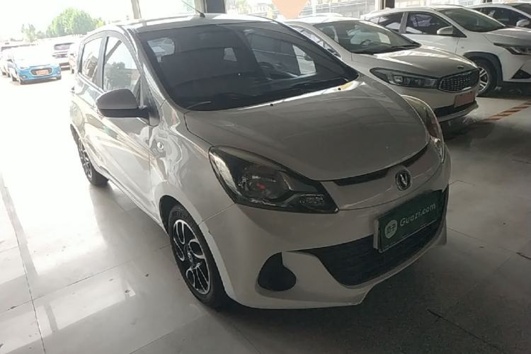 Used CHANGAN Benni 2015 1.4L IMT Luxury Model China V Standard Front Right 45 Deg
