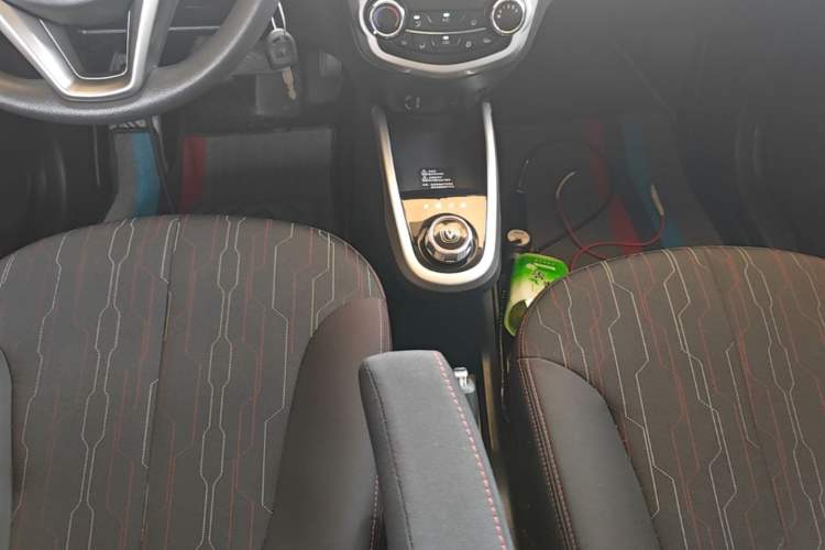 Used CHANGAN Benni 2015 1.4L IMT Prestige Model China V Standard Gear Lever