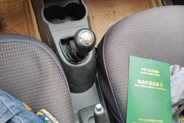Used CHANGAN Benni 2015 1.4L Manual Luxury Model China V Standard Gear Lever
