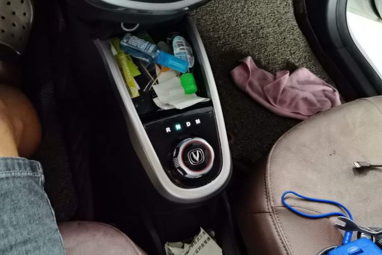 Used CHANGAN Benni 2015 1.4L IMT Luxury Model China IV Gear Lever