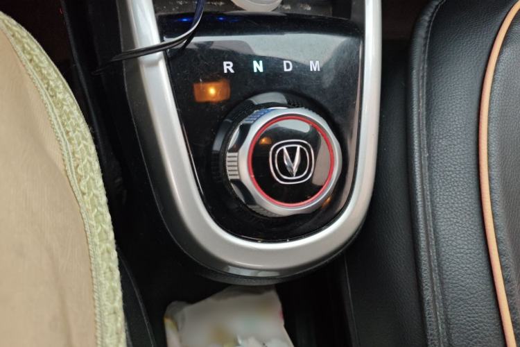 Used CHANGAN Benni 2015 1.4L IMT Luxury Model China V Standard Gear Lever