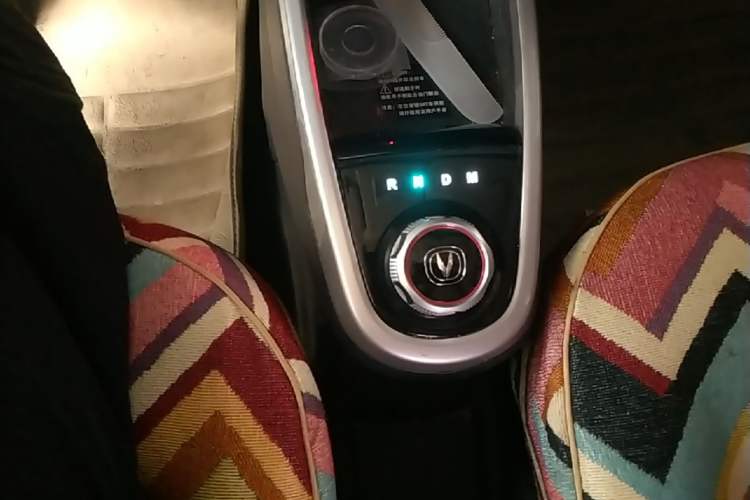 Used CHANGAN Benni 2015 1.4L IMT Luxury Model China V Standard Gear Lever