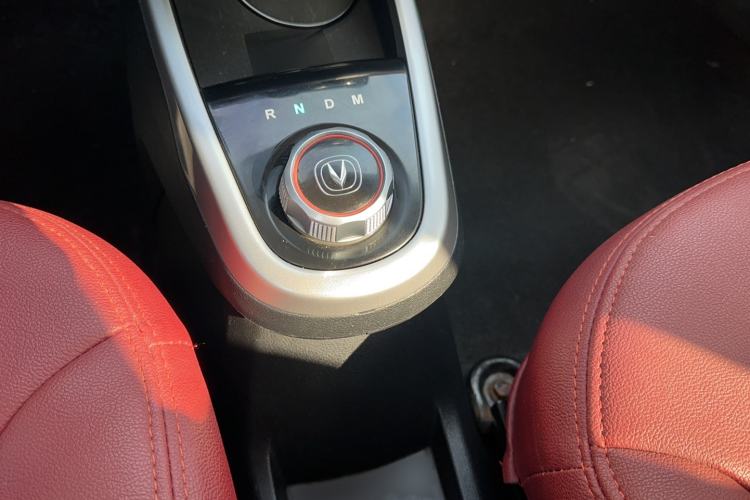 Used CHANGAN Benni 2015 1.4L IMT Luxury Model China V Standard Gear Lever