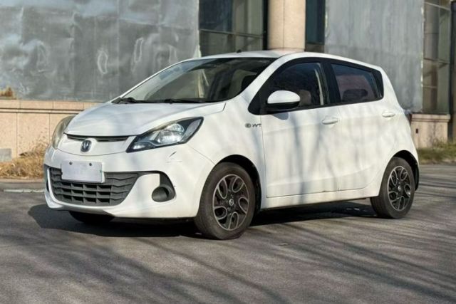 Used CHANGAN Benni 2015 1.4L IMT Luxury Model China V Standard