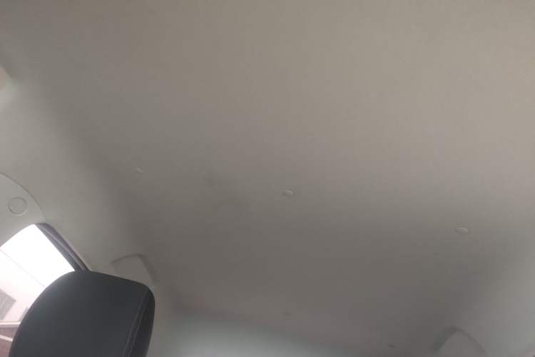 Used CHANGAN Benni 2015 1.4L IMT Luxury Model China V Standard Headliner