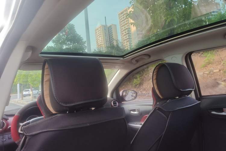 Used CHANGAN Benni 2015 1.4L IMT Sunroof Version China V Standard Headliner