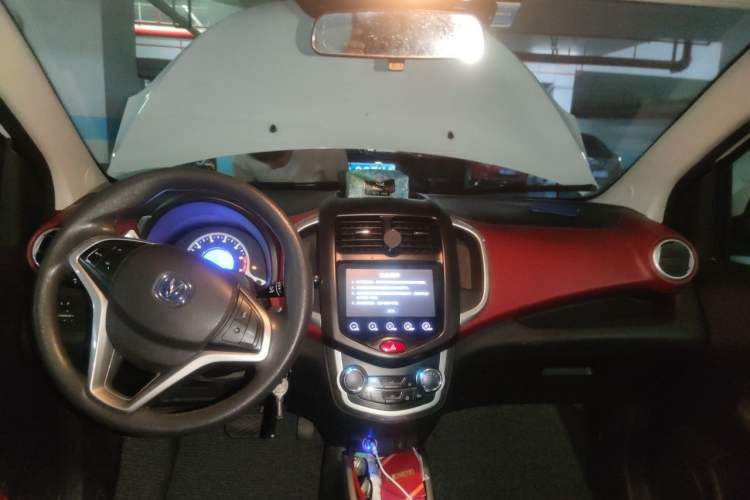 Used CHANGAN Benni 2015 1.4L IMT Prestige Model China V Standard Headliner