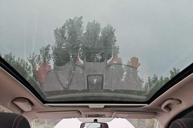 Used CHANGAN Benni 2015 1.4L IMT Sunroof Version China V Standard Headliner