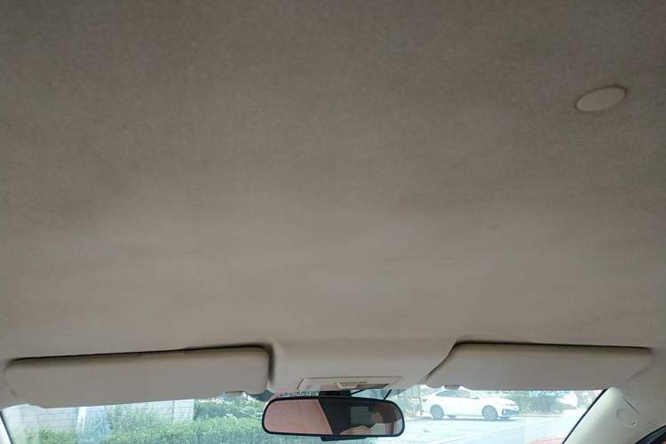 Used CHANGAN Benni 2015 1.4L IMT Luxury Model China V Standard Headliner