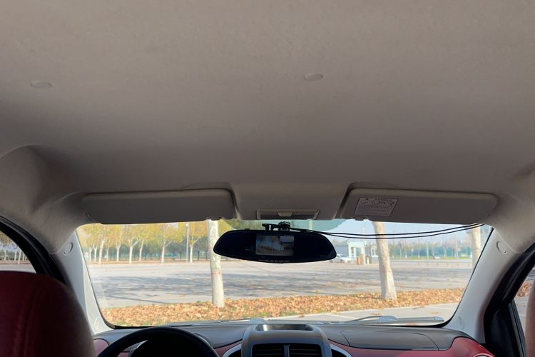 Used CHANGAN Benni 2015 1.4L IMT Luxury Model China V Standard Headliner