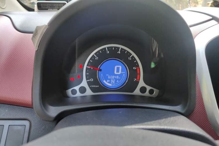 Used CHANGAN Benni 2015 1.4L IMT Sunroof Version China V Standard Instrument Cluster