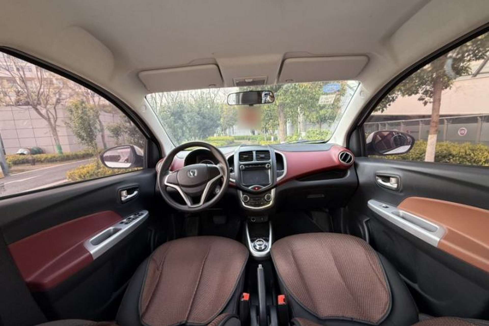 Used CHANGAN Benni 2015 1.4L IMT Luxury Model China V Standard Interior 1