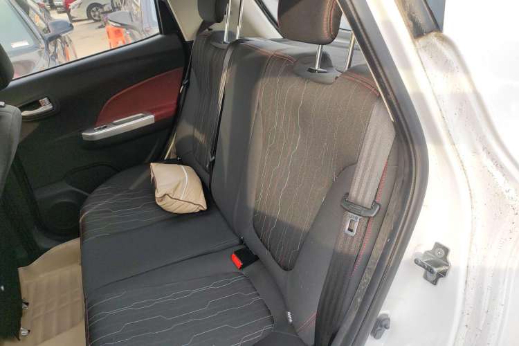 Used CHANGAN Benni 2015 1.4L Manual Luxury Model China V Standard Interior 1