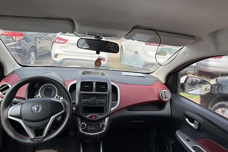Used CHANGAN Benni 2015 1.4L IMT Luxury Model China V Standard Interior 1