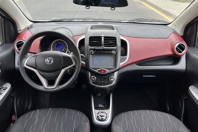 Used CHANGAN Benni 2015 1.4L IMT Luxury Model China V Standard Interior 1