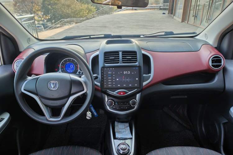 Used CHANGAN Benni 2015 1.4L IMT Luxury Model China V Standard Interior 1