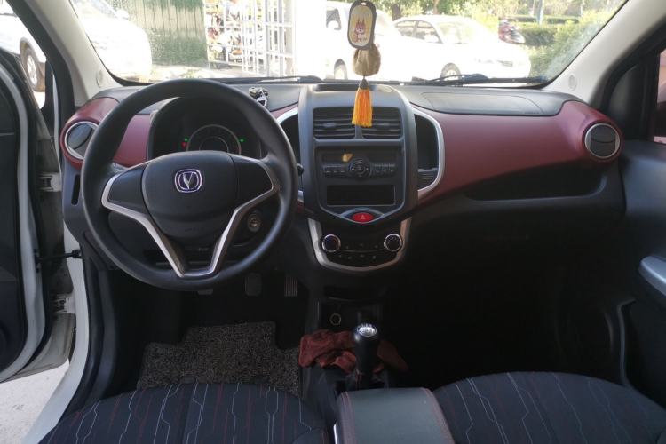 Used CHANGAN Benni 2015 1.4L Manual Luxury Model China V Standard Interior 2